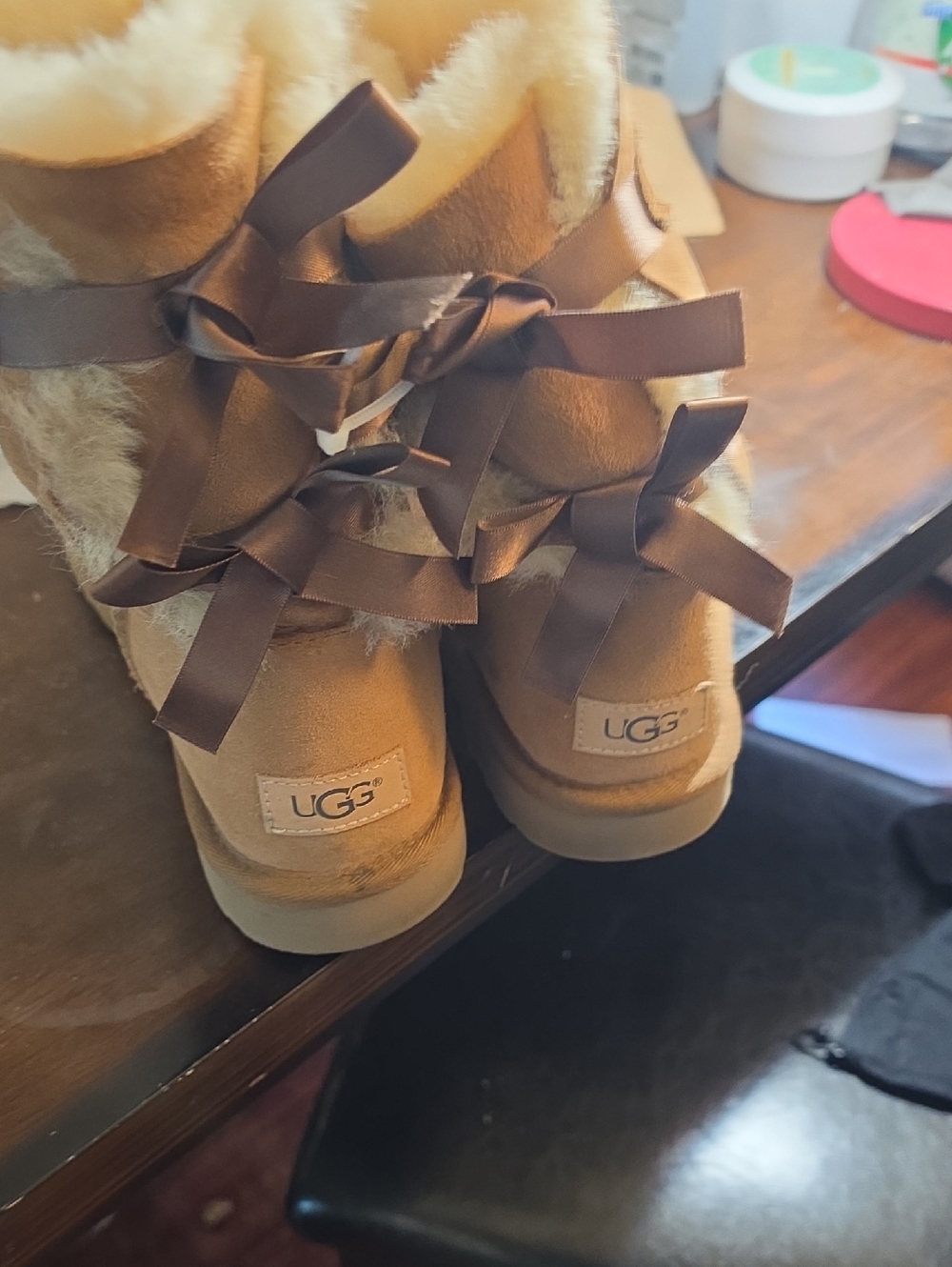 UGG Chestnut Mini Back-Bow Suede Boots